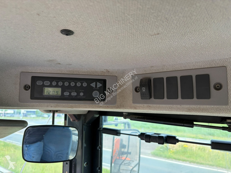 Nakladač Hitachi 5B