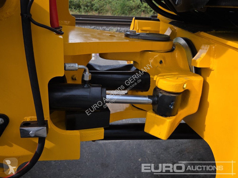 Товарач JCB 409