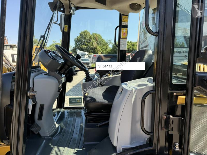 Pala Caterpillar CAT 906M Radlader 55 kW 5600 kg