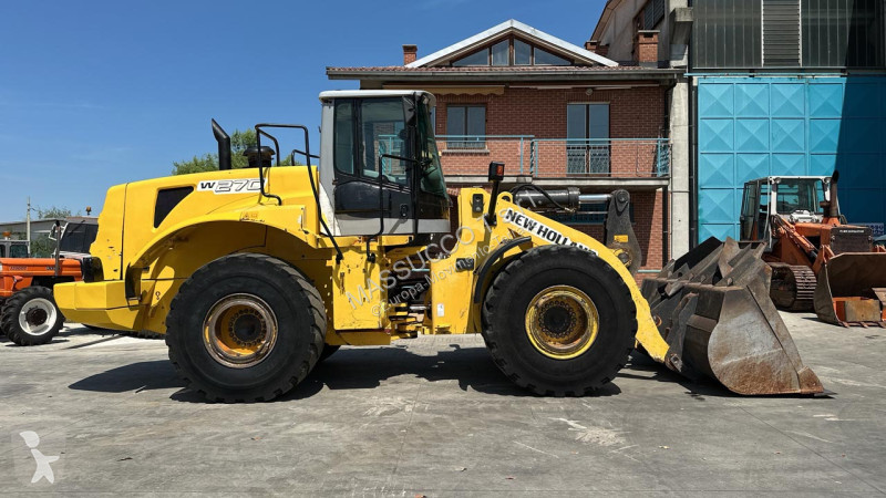 Фронтальный погрузчик New Holland