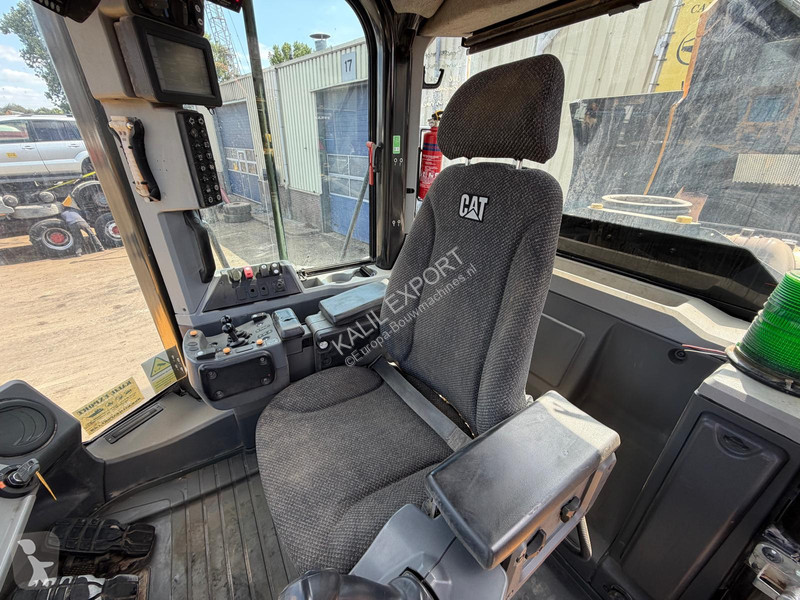 مُحمّلة Caterpillar - 24T - Wheel Loader - CE -...