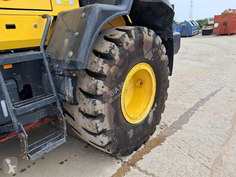 Nakladač Komatsu WA270-8 High Lift