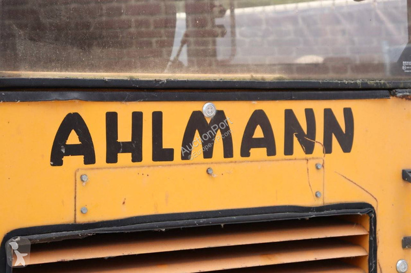 Nakladač Ahlmann AL8C