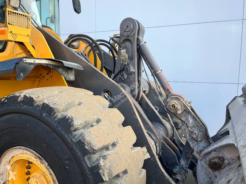 Nakladač Volvo - Automatic Greasing / Camera