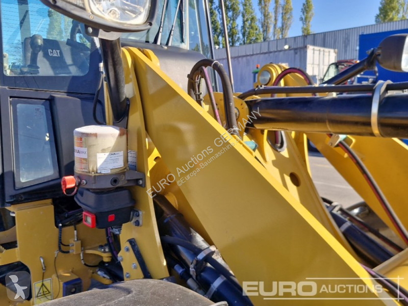 Chargeuse Caterpillar 908M