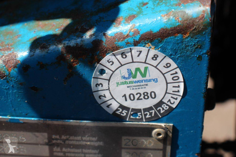 Chargeuse Schäffer 3036