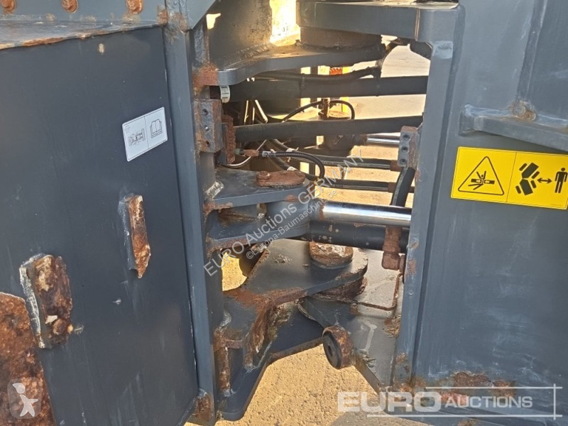 Doosan DL380-7 loader