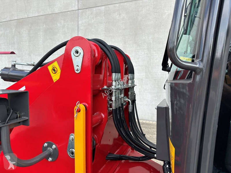 Chargeuse  WL825