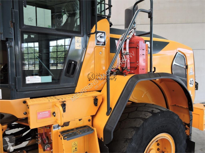 Shovel Hyundai HL955A