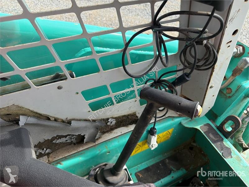 Chargeuse IHI 2041 Skid Steer Loader