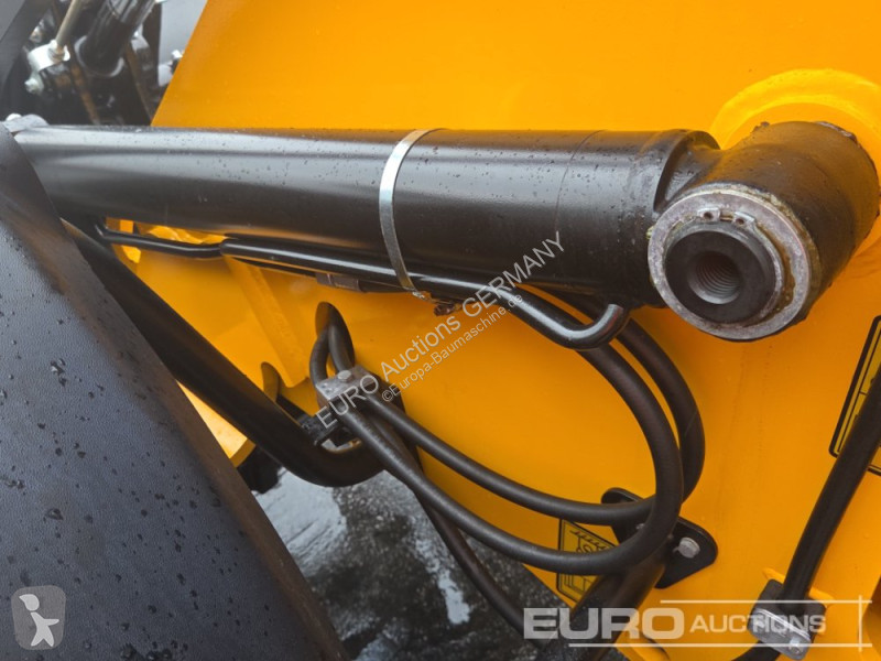 Incarcator JCB 409