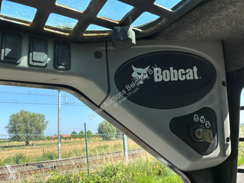Pá carregadora Bobcat