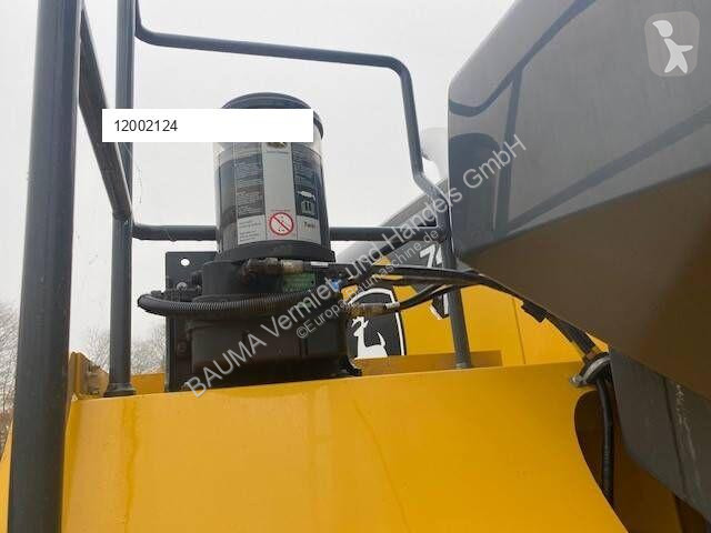 Chargeuse John Deere 744 P SW, 3. Kreis, MIETE...