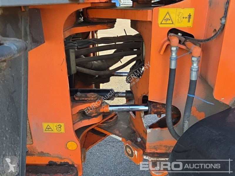 Chargeuse Hitachi