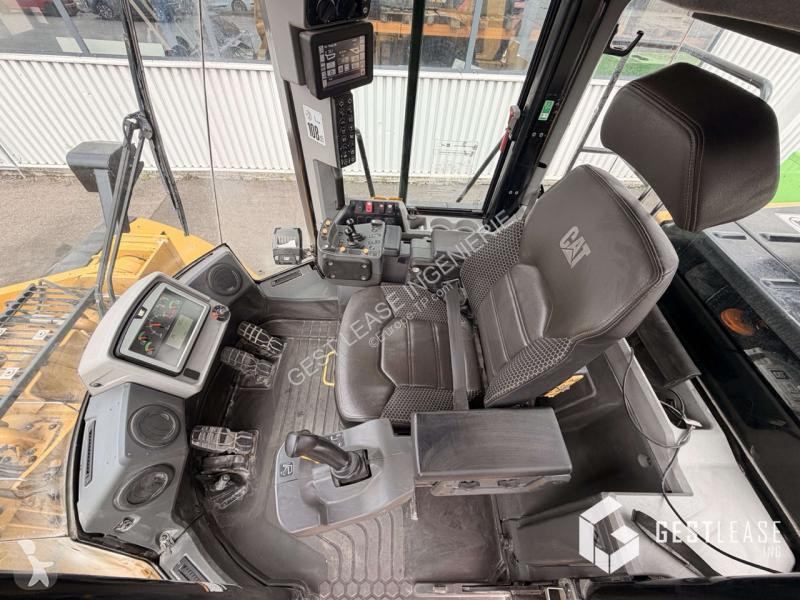 مُحمّلة Caterpillar  972M
