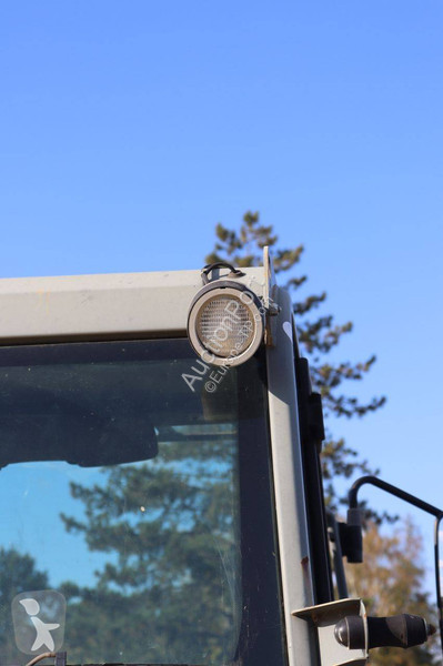 Kramer 353 loader