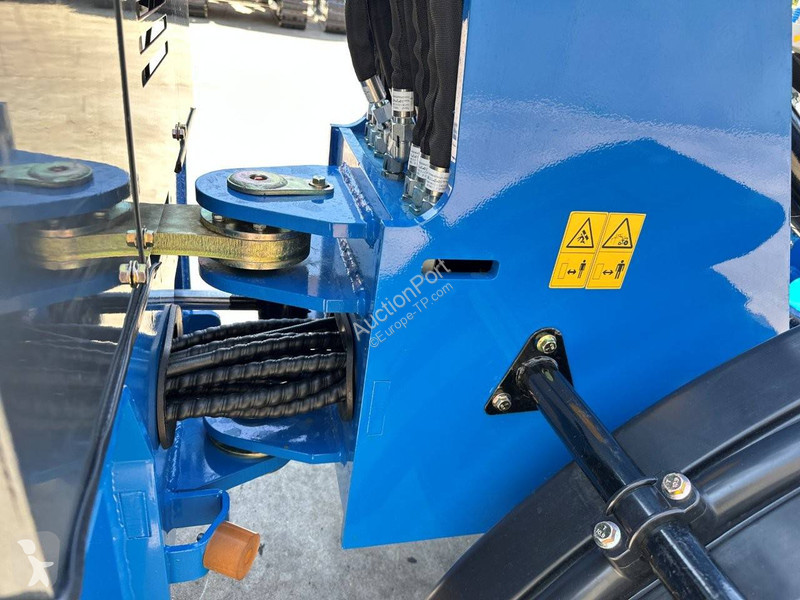 Pá carregadora Rippa RB06