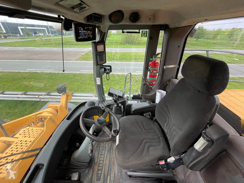 Incarcator Liebherr