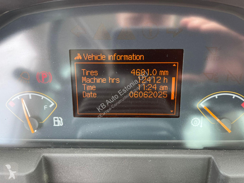 مُحمّلة Volvo L 90 F 4x4 CETRAL LUBRICATIO / AC