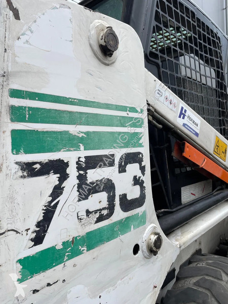 Shovel Bobcat