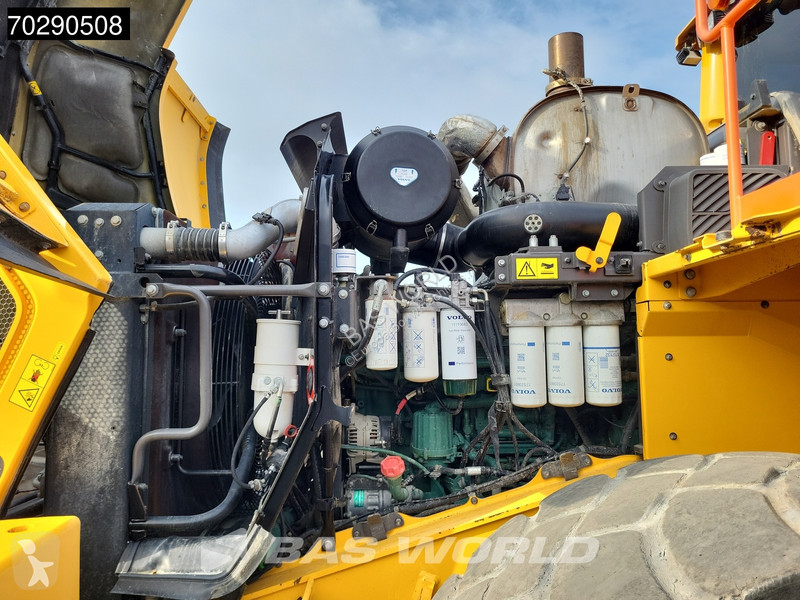 Nakladač Volvo L260 H CDC