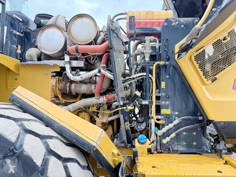 Shovel Caterpillar 966M - Dutch Machine / 3rd...
