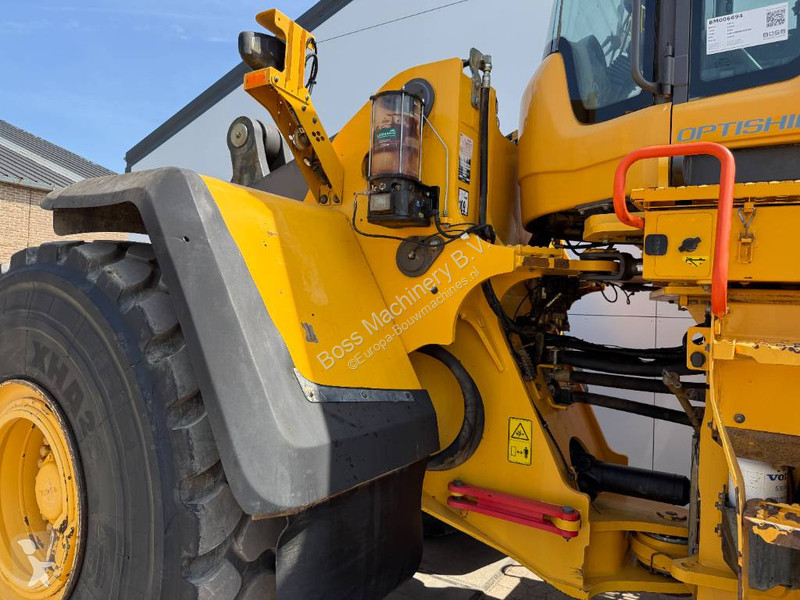 Shovel Volvo L220H - German Machine / 3rd Function