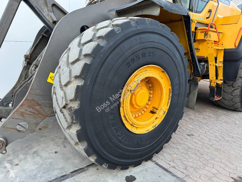 Shovel Volvo L220H - German Machine / 3rd Function