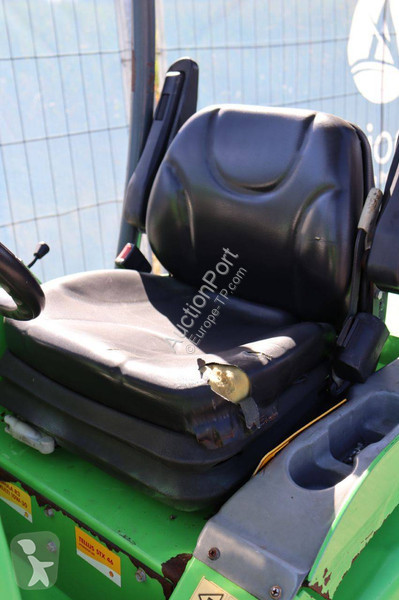Shovel Avant tecno M