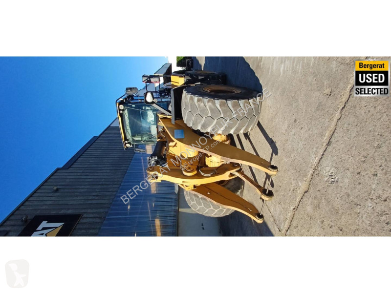 Chargeuse Caterpillar 972M XE