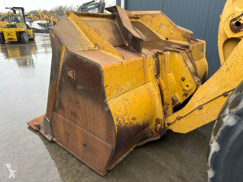Nakladač Caterpillar 966M XE