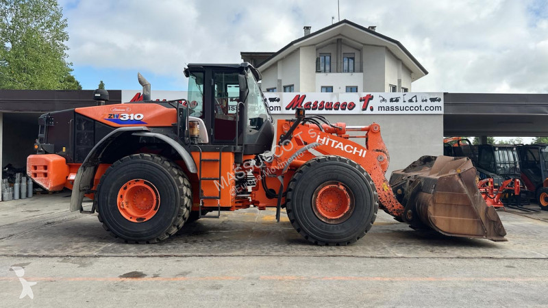 Nakladač Hitachi 6