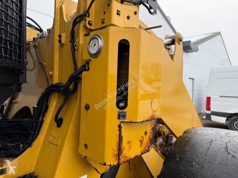 Nakladač Caterpillar 926M - Dutch Machine /...