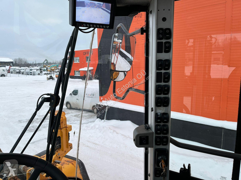Фронтальный погрузчик Volvo L 260 H CENTRAL...