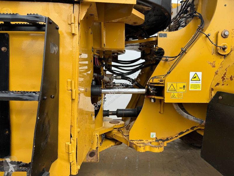 Pala Caterpillar 972M - Weight System / Backup...