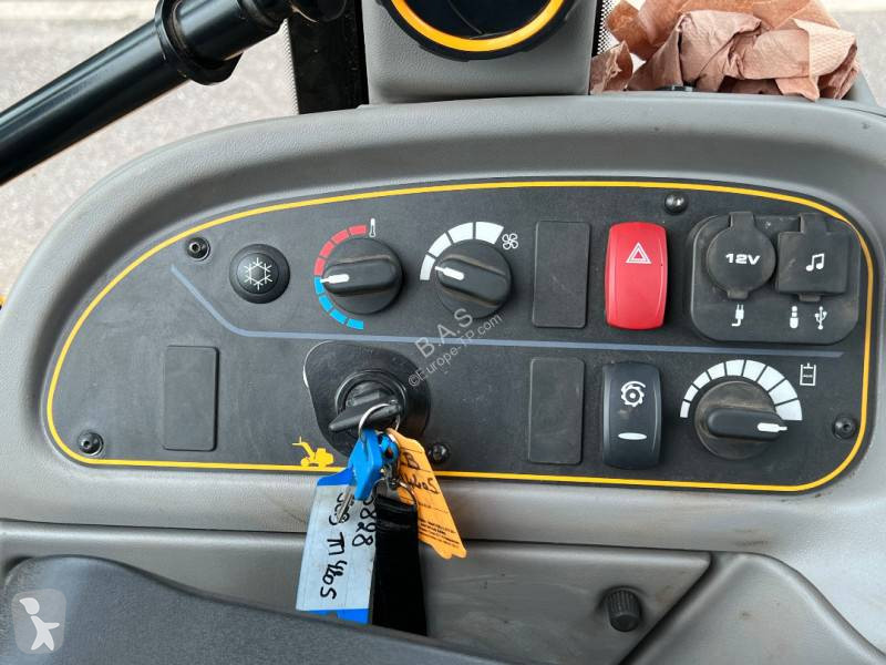 Læssemaskine JCB TM420S