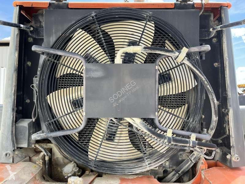 Nakladač Hitachi