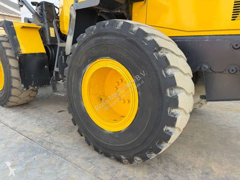 Nakladač Komatsu - Auto Greasing / Joystick...
