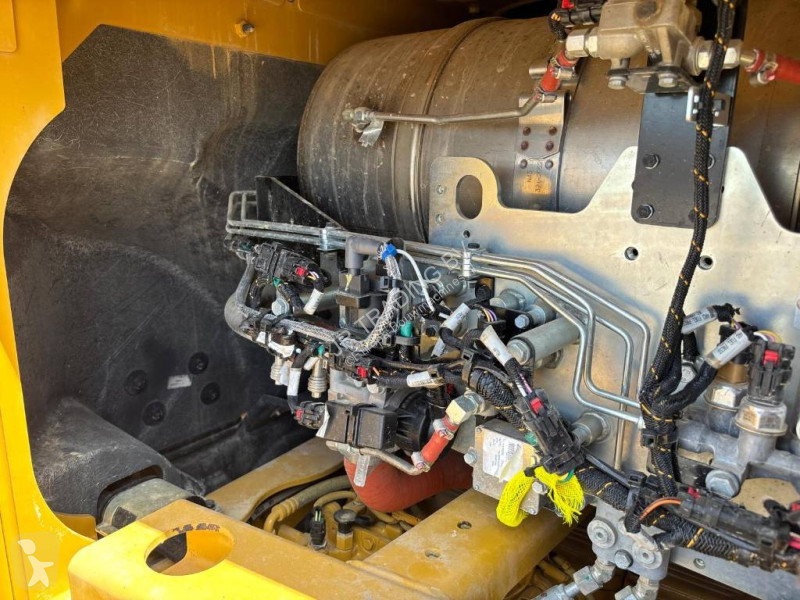 Nakladač Caterpillar 988 K (CE + EPA)