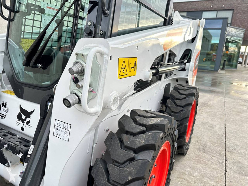 Nakladač Bobcat S510-C4