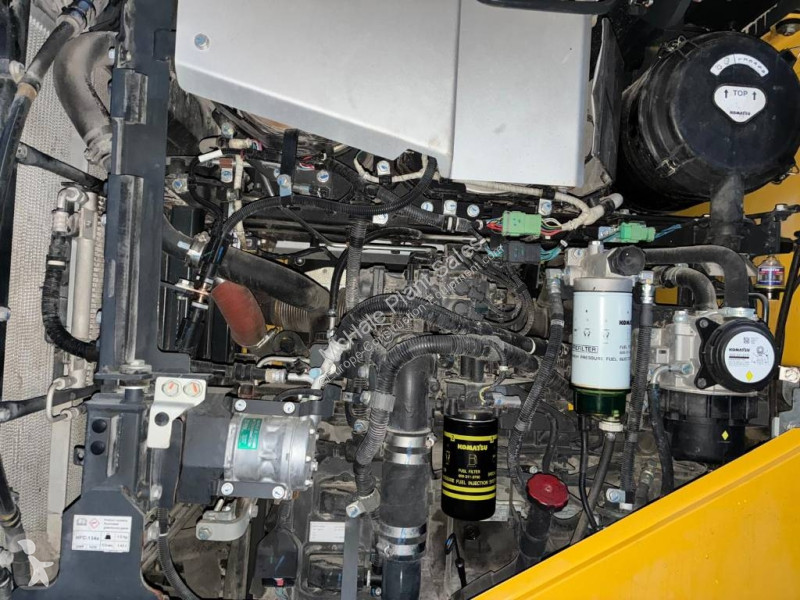 Læssemaskine Komatsu WA 270-8E0