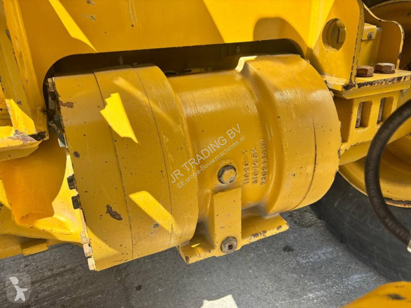 Chargeuse Caterpillar GC