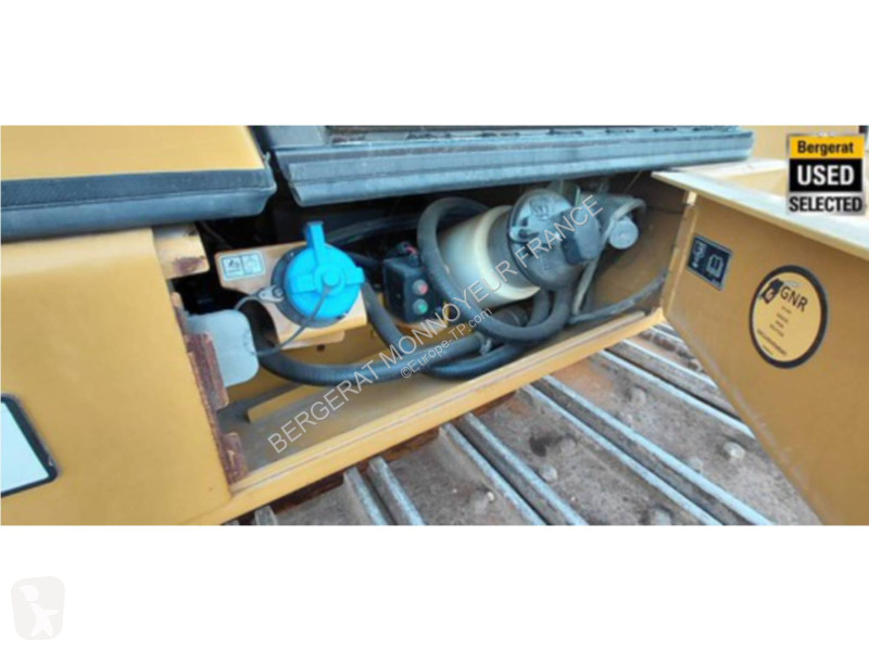 Chargeuse Caterpillar 953K