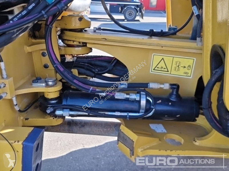 Chargeuse Caterpillar 908M
