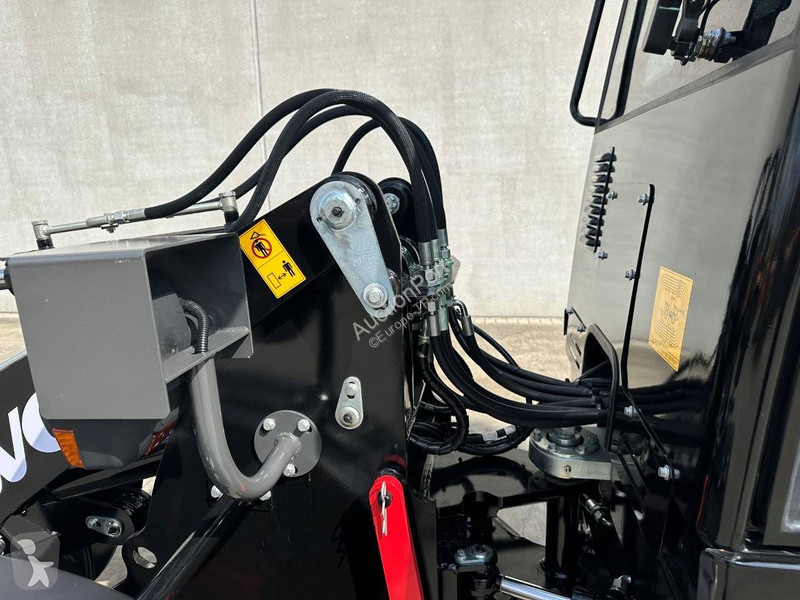 MINI 780T loader