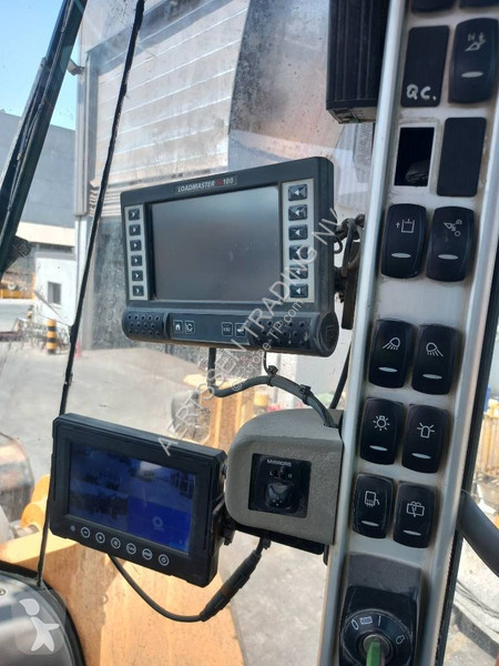مُحمّلة Volvo L350H (EXW - Abu Dhabi)