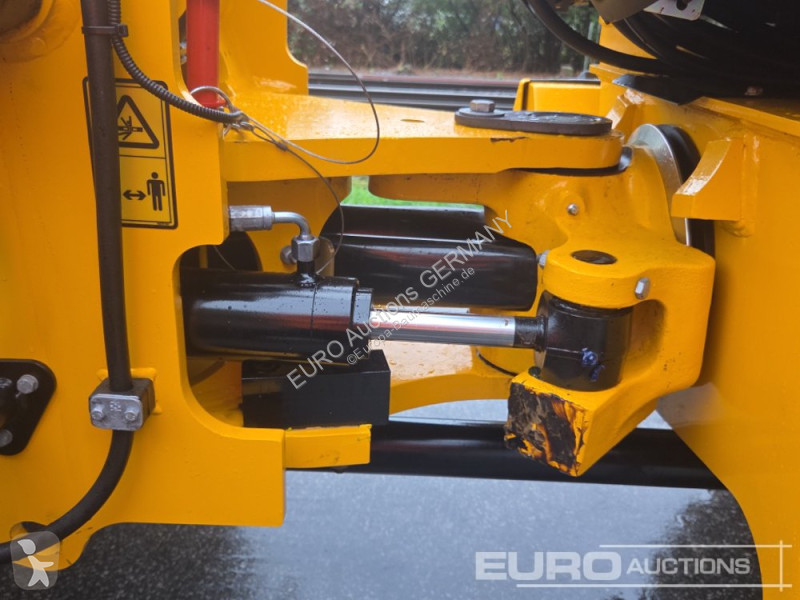 Incarcator JCB 409