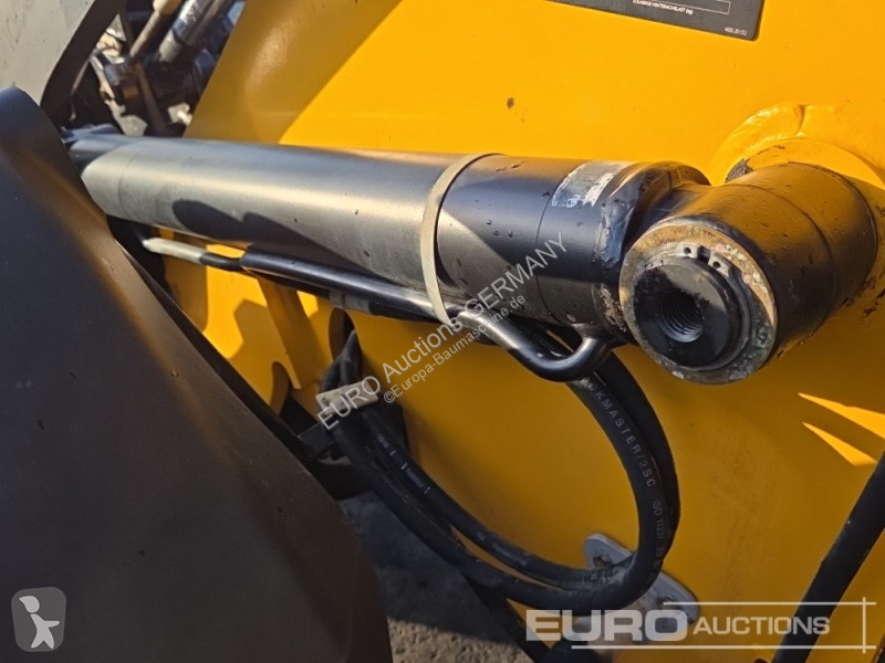 Incarcator JCB 409