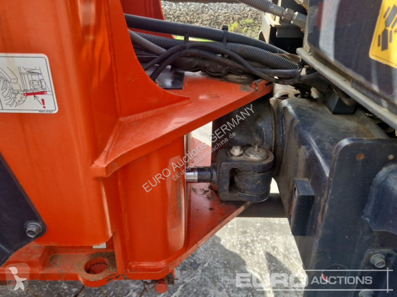 Lastare Kubota R085