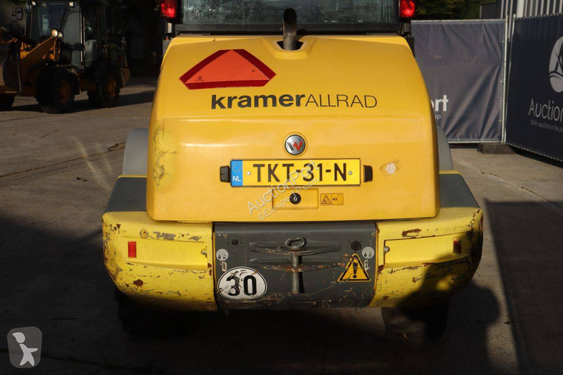 Pala cargadora Kramer 750